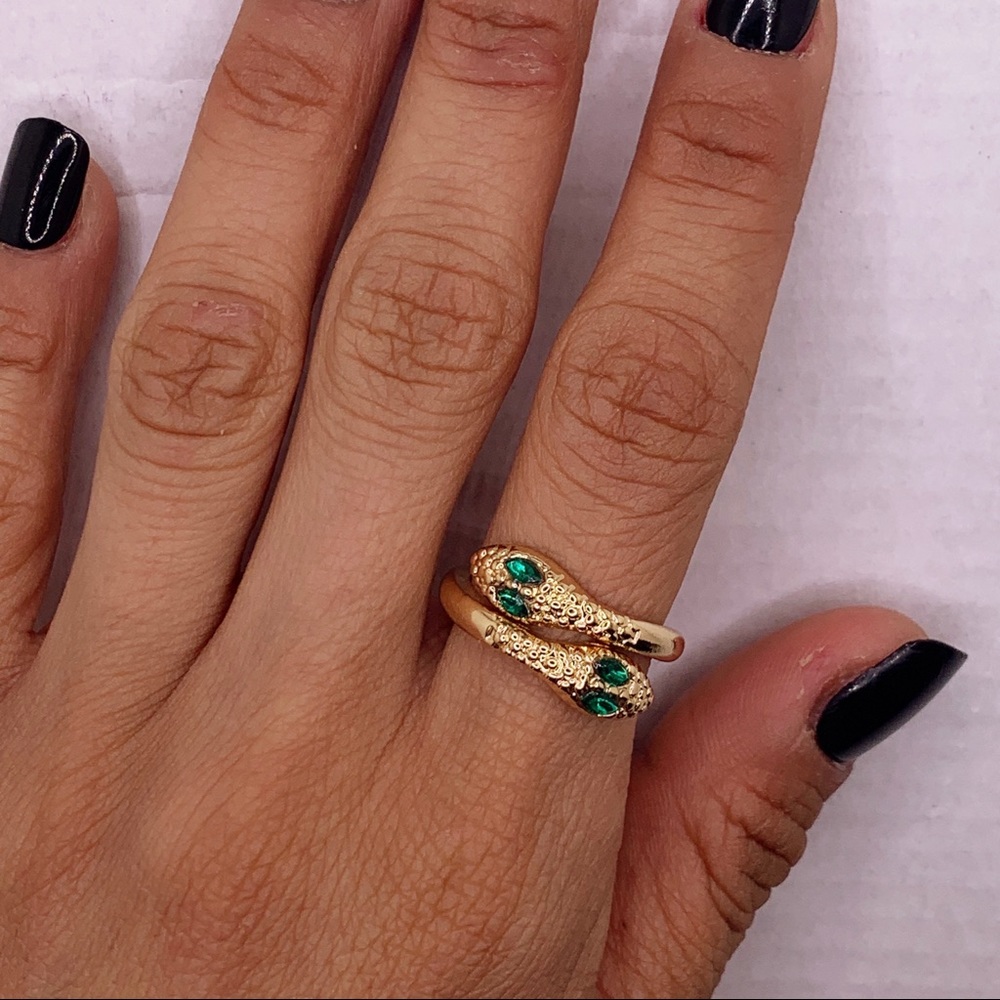 Boho snake emerald eyes gold ring